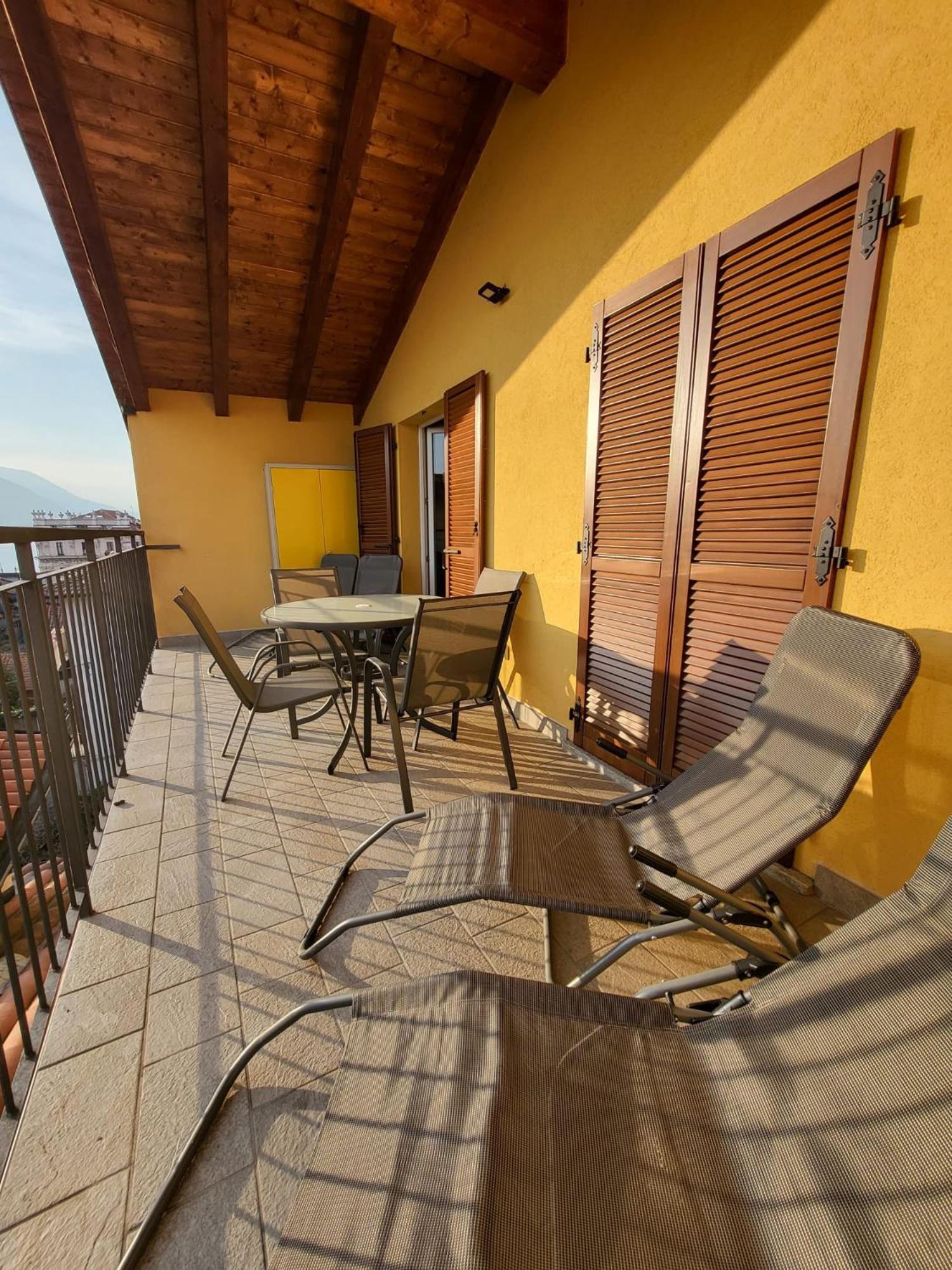 Penthouse Federico With Lake View - Residenza Silvana Вербанія Екстер'єр фото